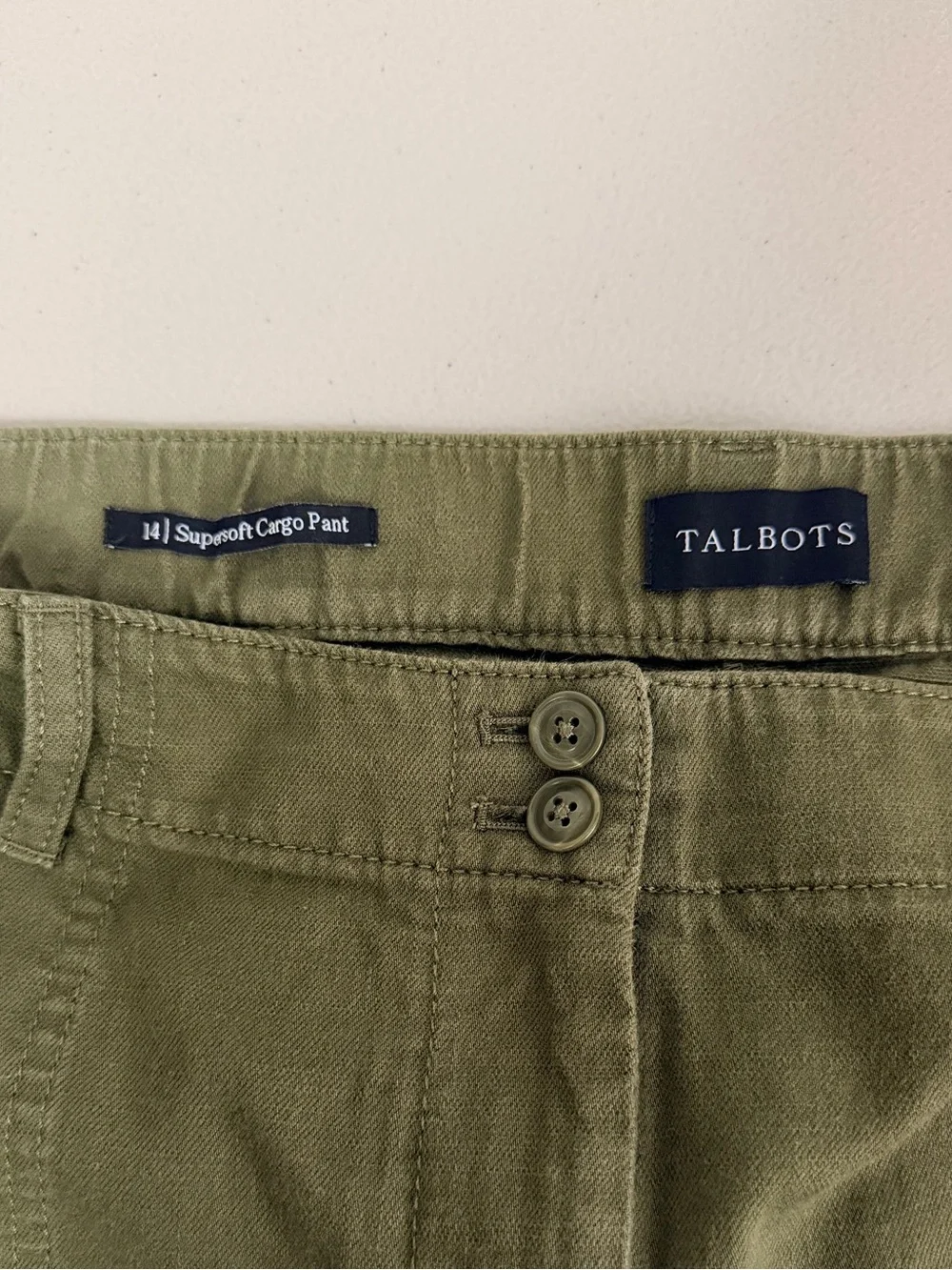 Talbots Super Soft Cargo Pants Size 14 Olive Green Cropped Loose Fit